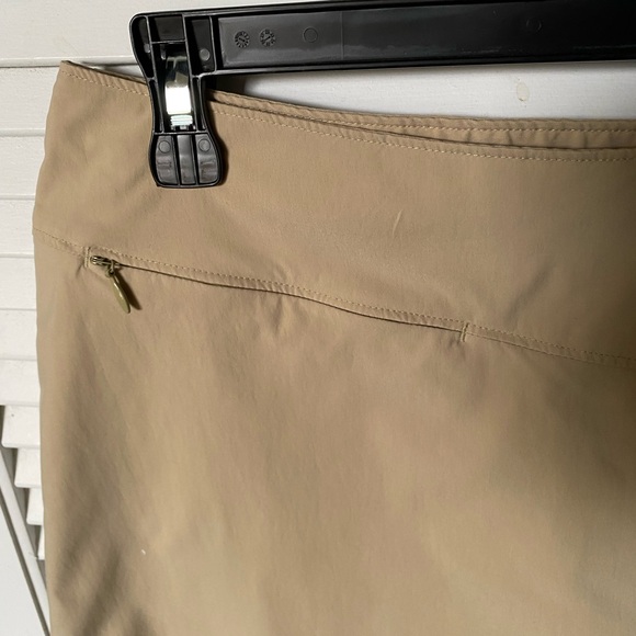 Patagonia Women's Skort 8 - Picture 3 of 5